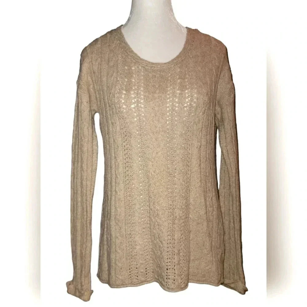 Oh Baby by Motherhood Beige Cable Knit Sweater